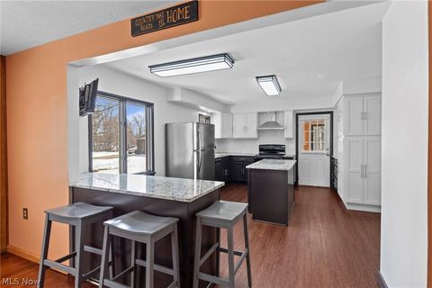 Tiny photo for 6312 E Pleasant Valley Road, Independence, OH 44131 (MLS # 5187399)