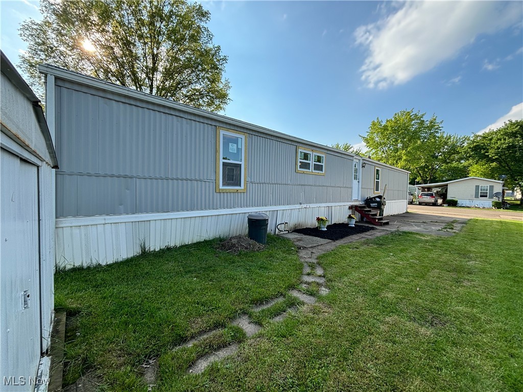 11 Redwood Drive, Beloit, Ohio image 3