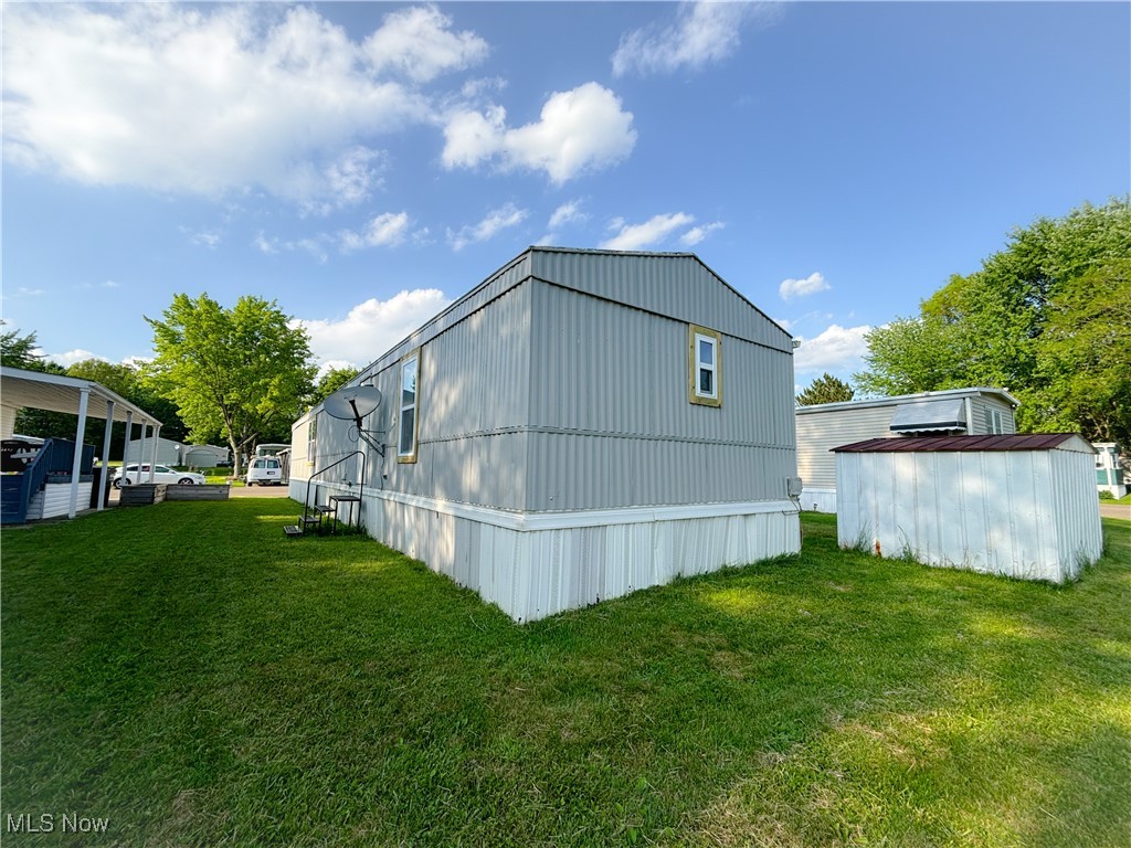 11 Redwood Drive, Beloit, Ohio image 4