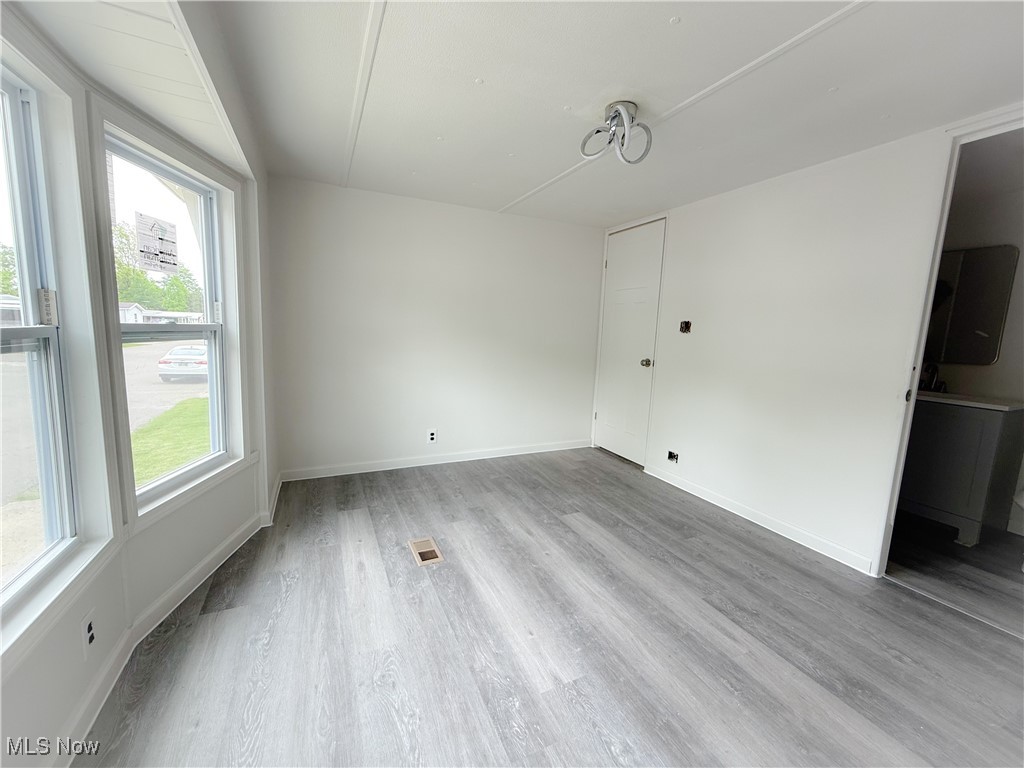 11 Redwood Drive, Beloit, Ohio image 14