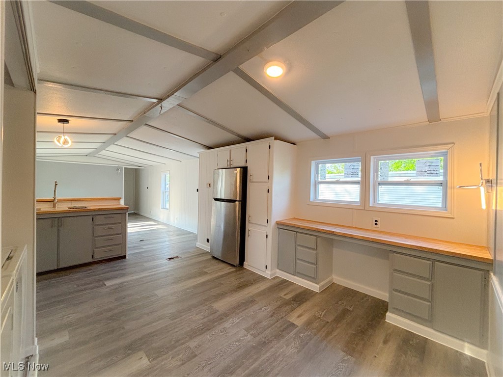 11 Redwood Drive, Beloit, Ohio image 8