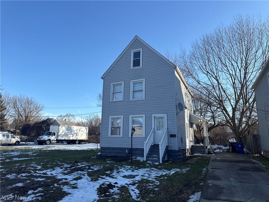 Photo of 3579 E 72nd Street, Cleveland, OH 44105 (MLS # 5208097)