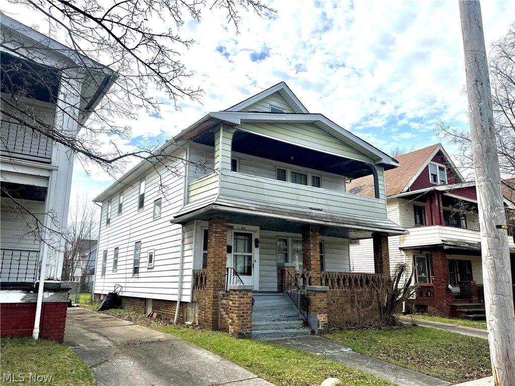 11822 Lenacrave Avenue