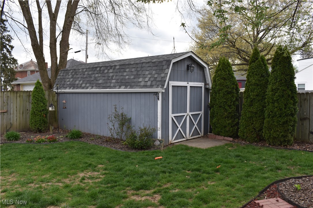 1935 Dresden Road, Zanesville, Ohio image 23