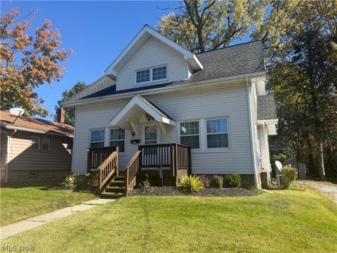 Photo of 1139 Lexington Avenue, Akron, OH 44310 (MLS # 5254969)