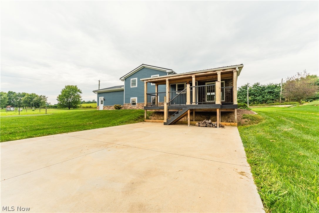 1106 Shutt Valley Road NW