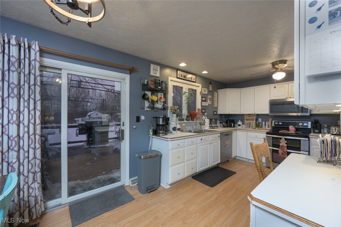 J W Zepfs 02 Cowles - Residential