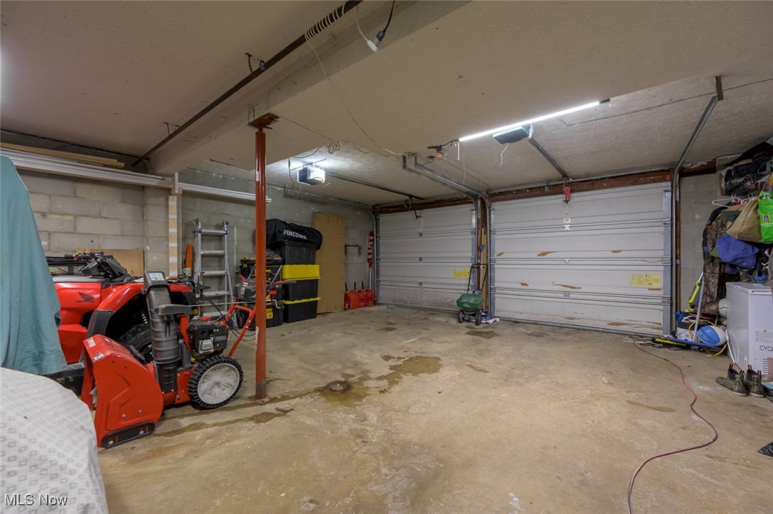 J W Zepfs 02 Cowles - Residential