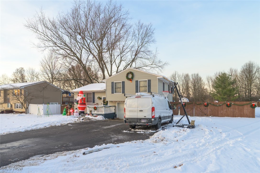 J W Zepfs 02 Cowles - Residential