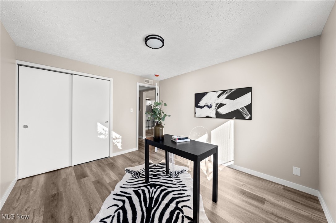 Rocky River, Ohio 44116, United States, 2 Bedrooms Bedrooms, ,1 BathroomBathrooms,Residential,Active,31372