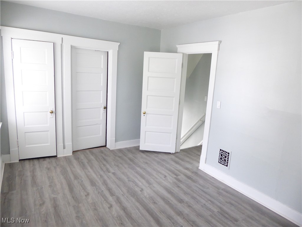 2067 W 105th Street, Cleveland, Ohio image 11