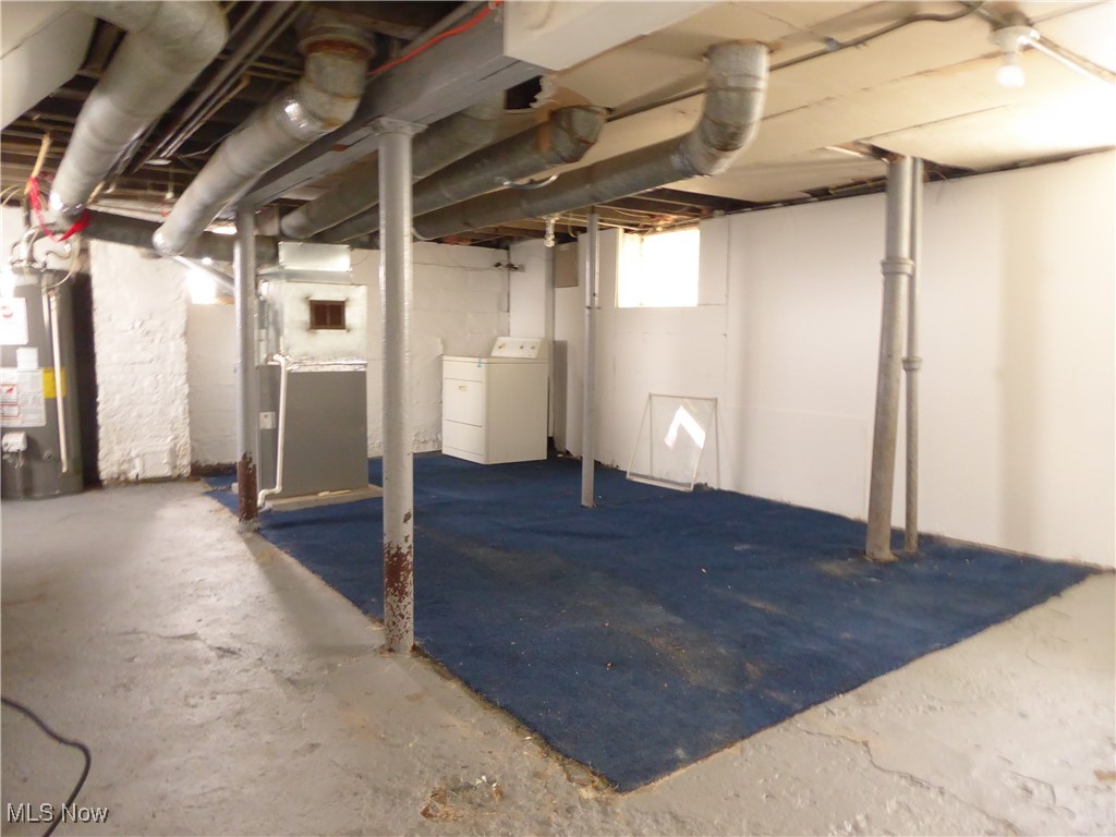 2067 W 105th Street, Cleveland, Ohio image 18