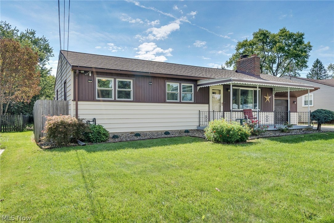 3229 Glen Oaks Drive