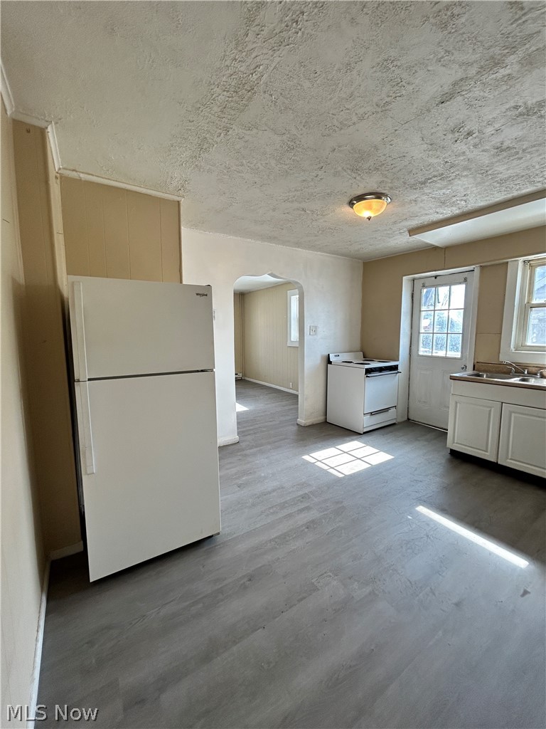 106 S 12th Apt 1