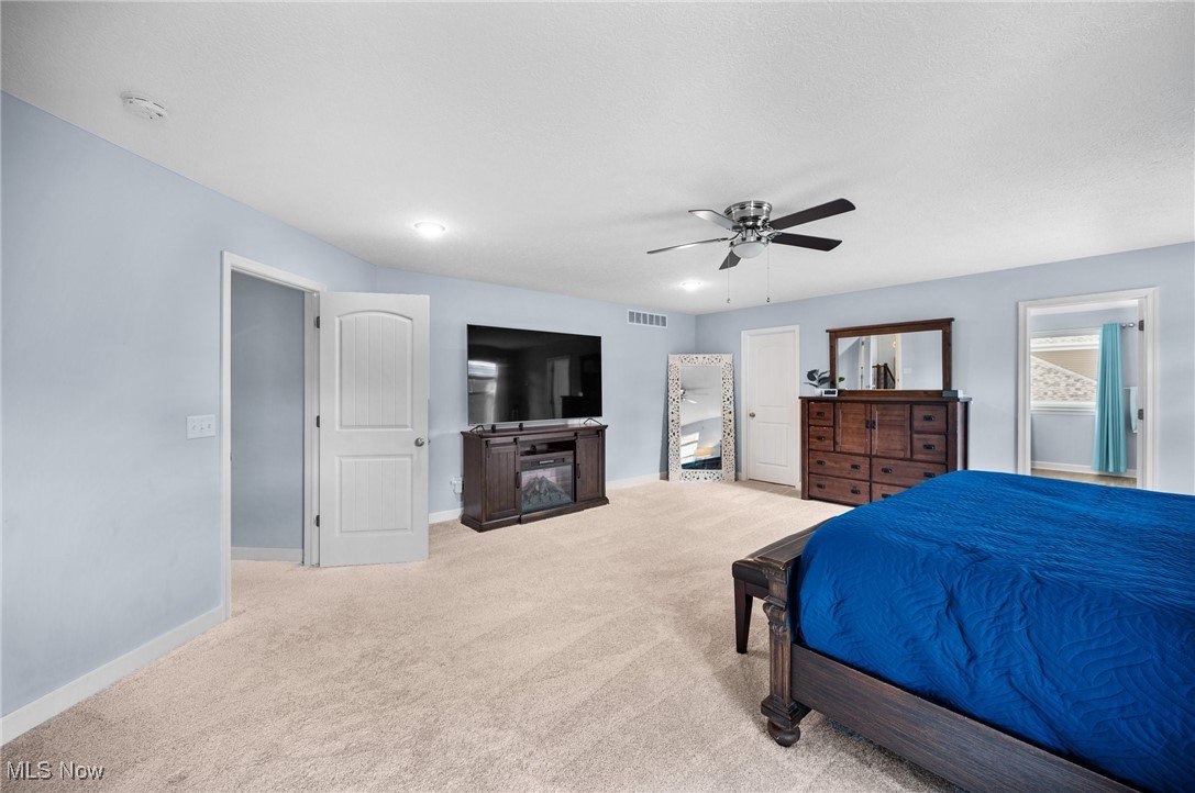 1347 Elizabeth Court, Kent, Ohio image 25