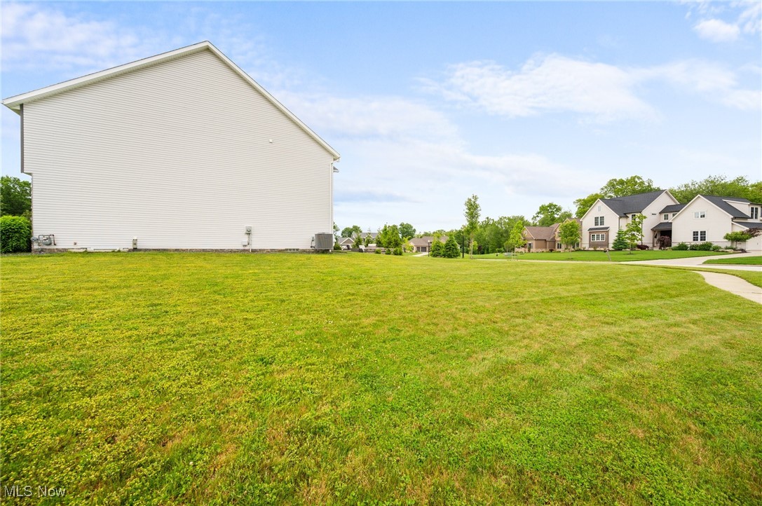 1347 Elizabeth Court, Kent, Ohio image 46