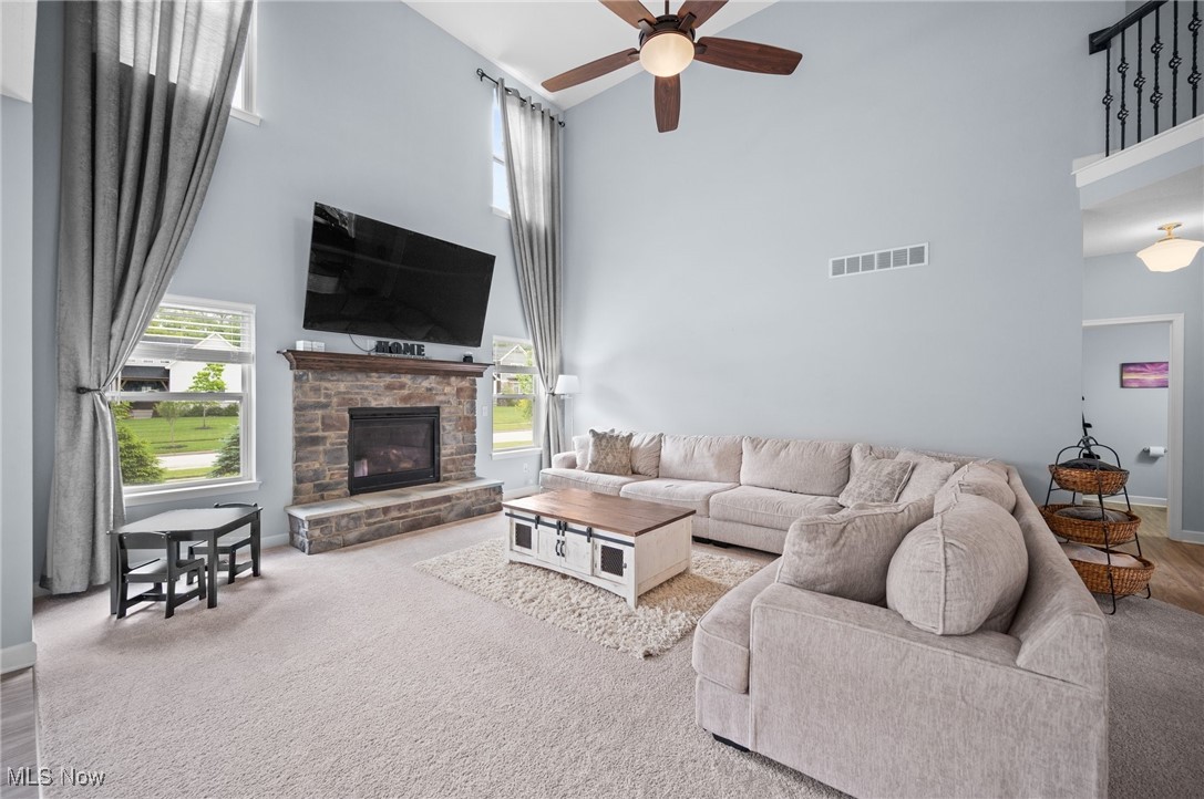 1347 Elizabeth Court, Kent, Ohio image 9
