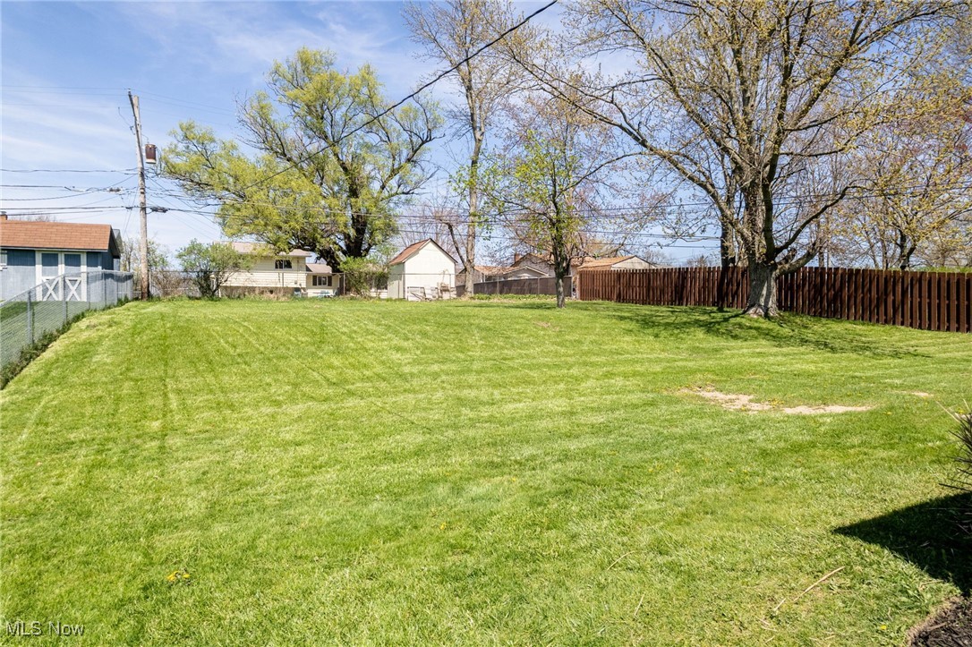 5540 Sequoia Drive, Parma, Ohio image 27