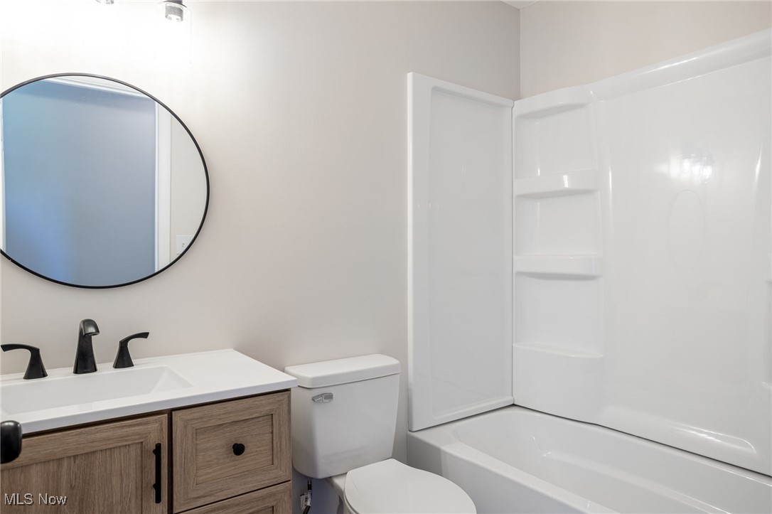 5540 Sequoia Drive, Parma, Ohio image 12