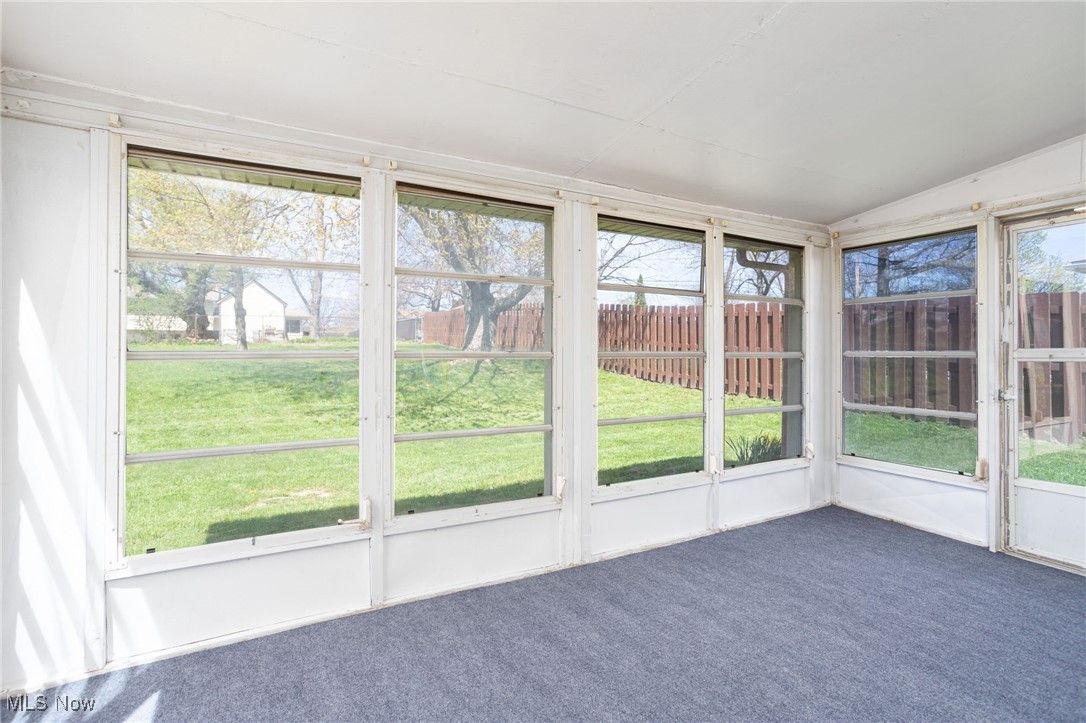 5540 Sequoia Drive, Parma, Ohio image 25