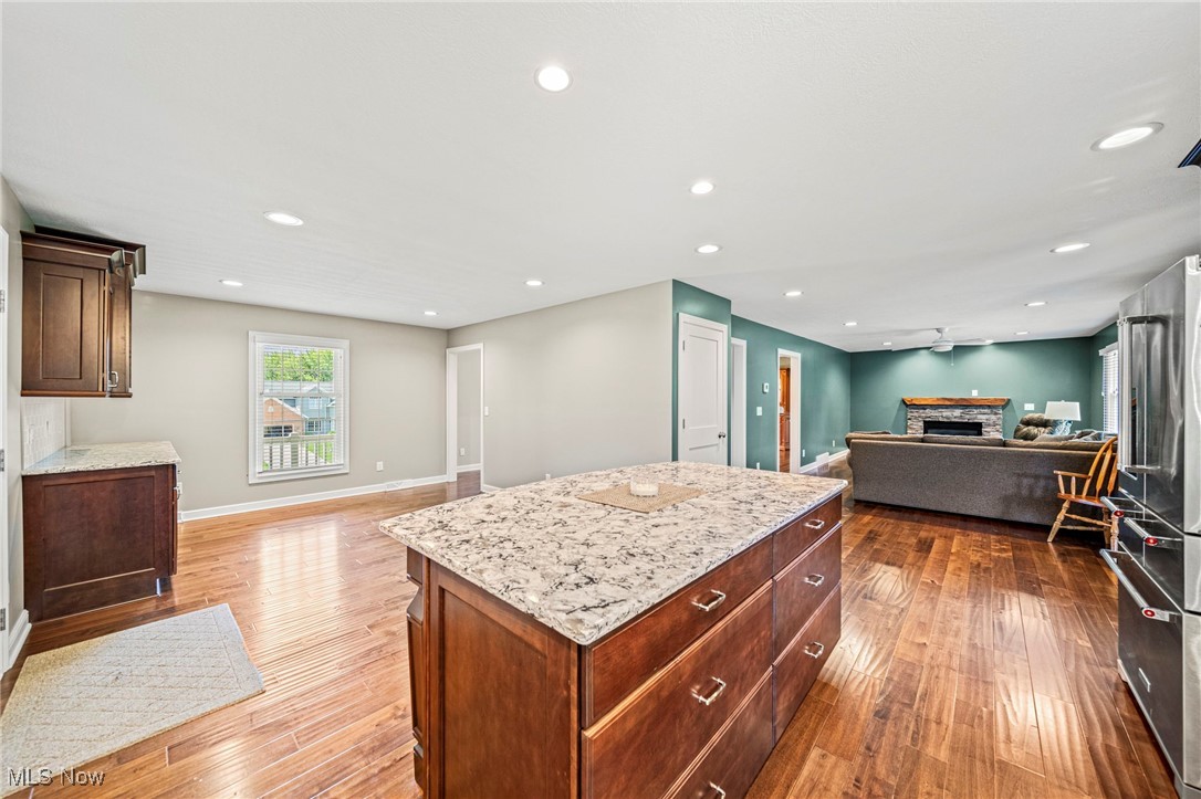 Mogadore, Ohio 44260, United States, 4 Bedrooms Bedrooms, ,3 BathroomsBathrooms,Residential,Contingent,159518