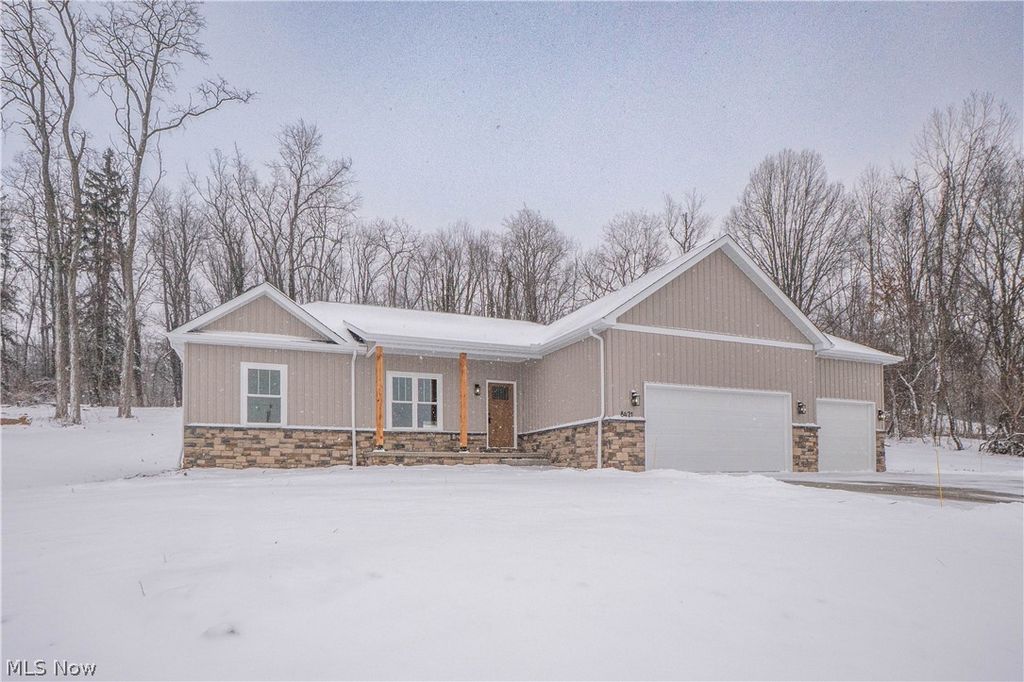 Photo of 8421 Wadsworth Road, Wadsworth, OH 44281 (MLS # 5192919)