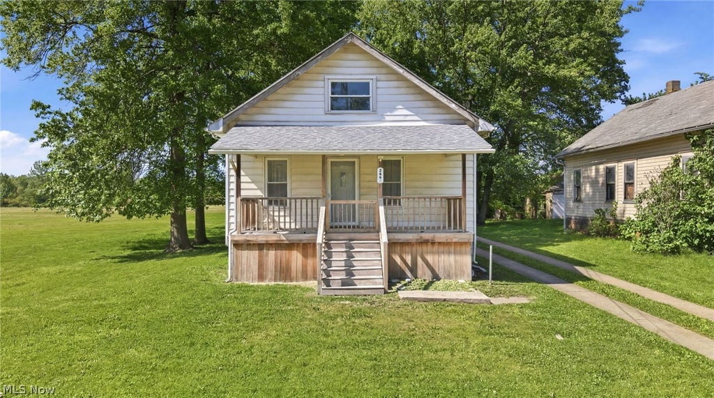 Photo of 2645 Draper Street SE, Warren, OH 44484 (MLS # 5215129)