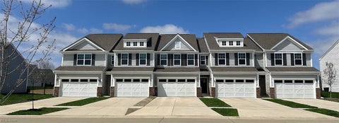 Townhouse For Sale - 945-2 Memory Lane<br/> Portage County, Aurora, OH 44202