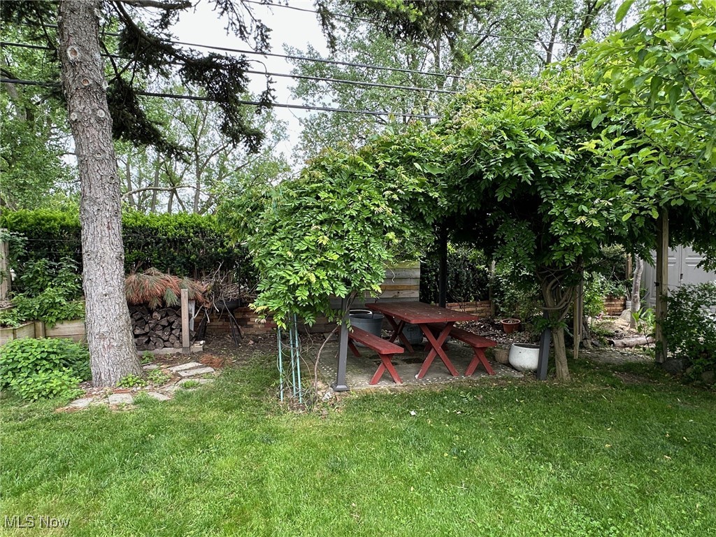 2212 E 290th Street, Wickliffe, Ohio image 25