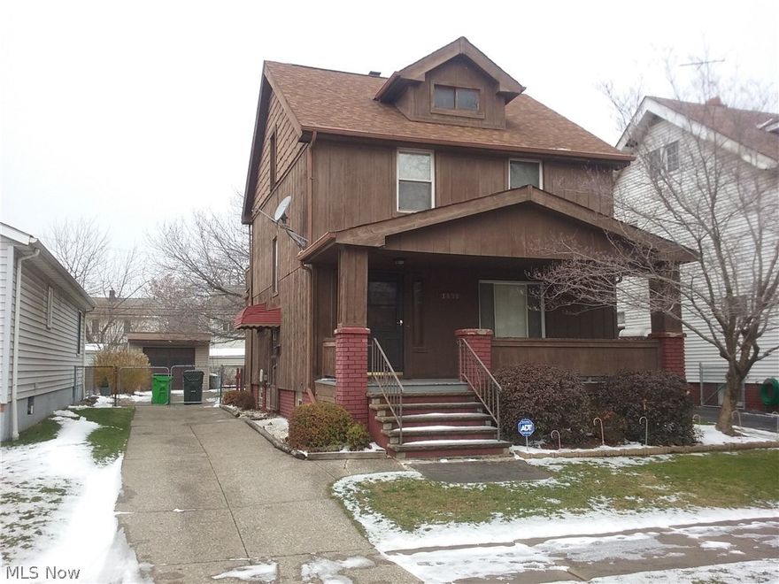 Large 3 bedroom Cedar sided Colonial with country style kitchen, formal dinning room and large living room.  This home has a modern kitchen,  bath room and vinyl replacement windows. In the partially finished basement- with plenty of storage you will find a updated electrical panel and glass block windows.
Outside there is a front porch, fenced yard, large rear deck and nice balcony.  SUBJECT TO Lender APPROVAL (Short Sale)    Buyer to assume the Village of Newburgh Heights Point of Sale inspection attached.