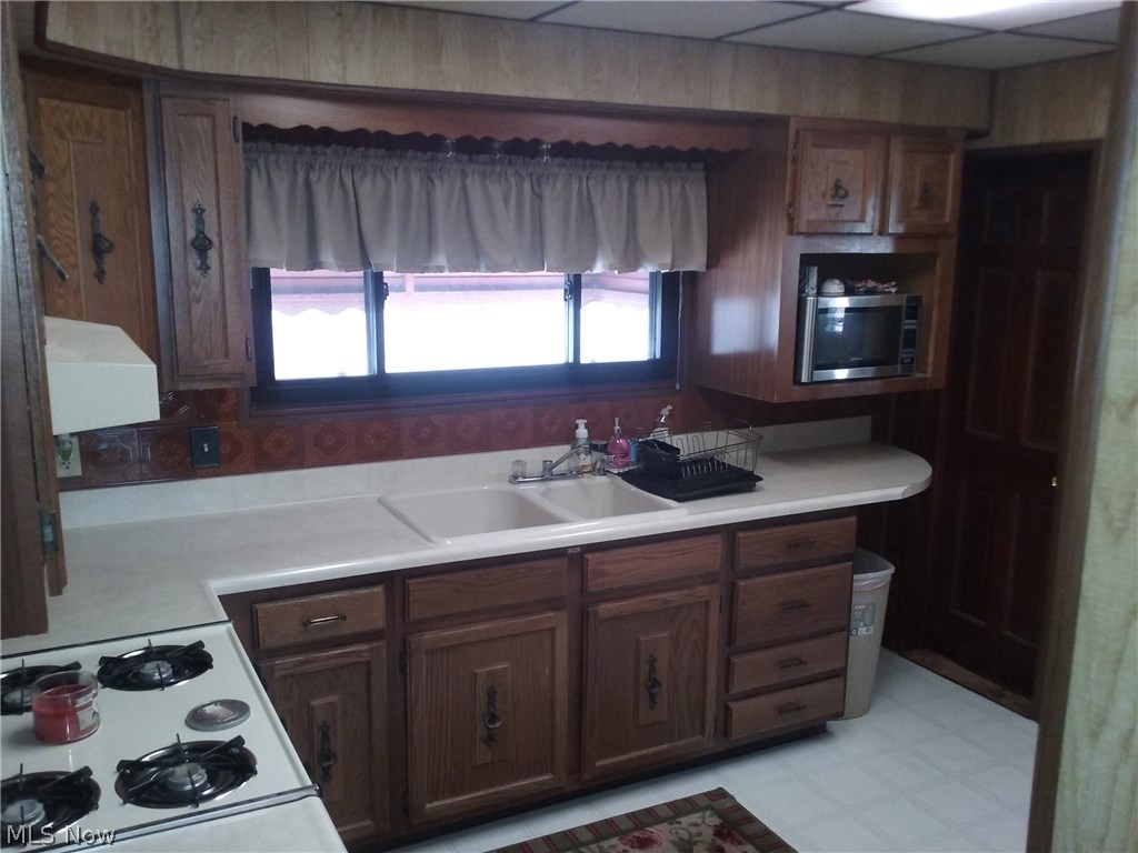 Washington Park Blvd - Residential