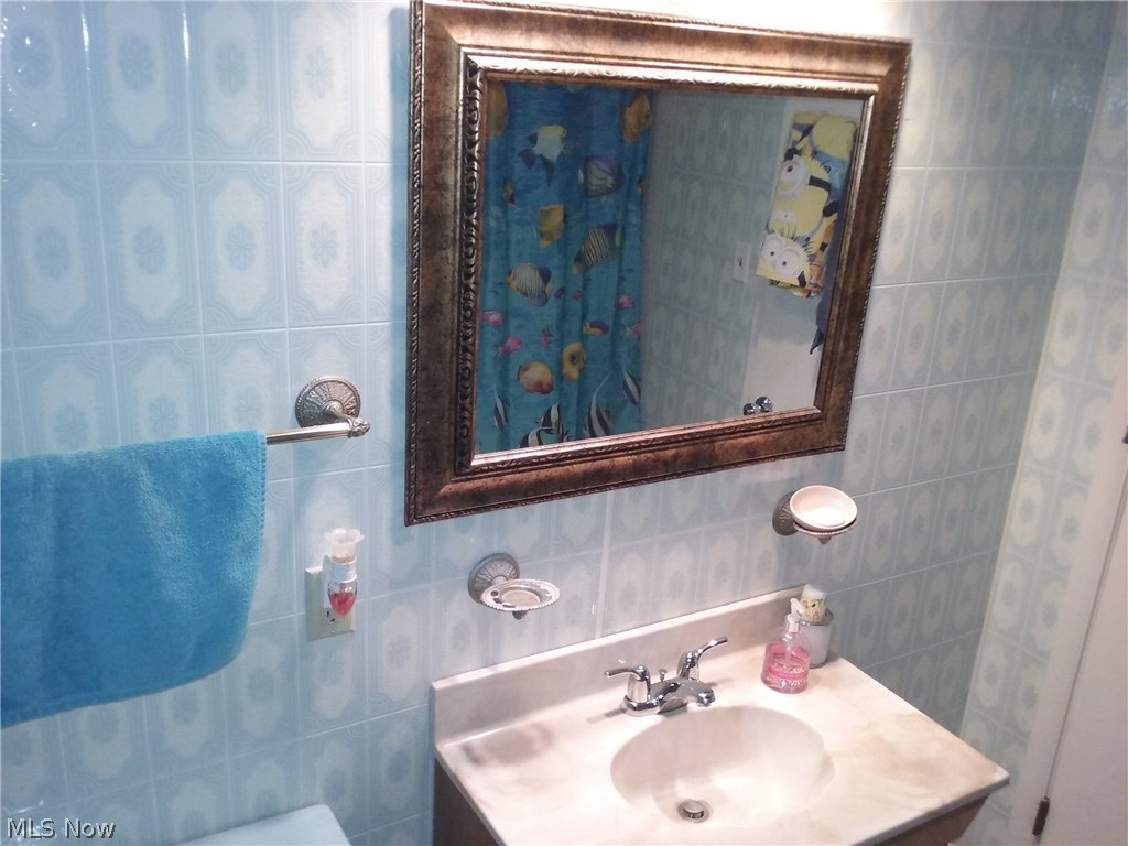 Washington Park Blvd - Residential