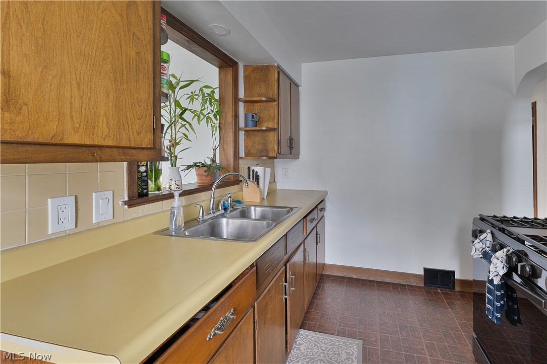 New England Lanes - Residential