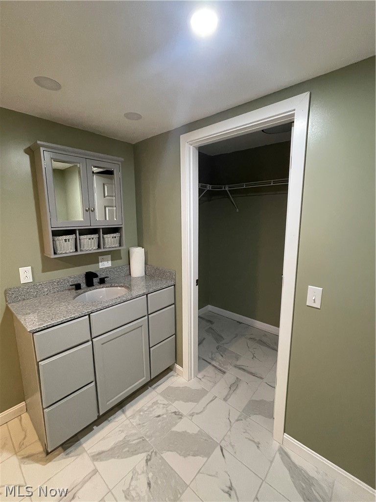 Nce West Along Alley Line Thir - Residential