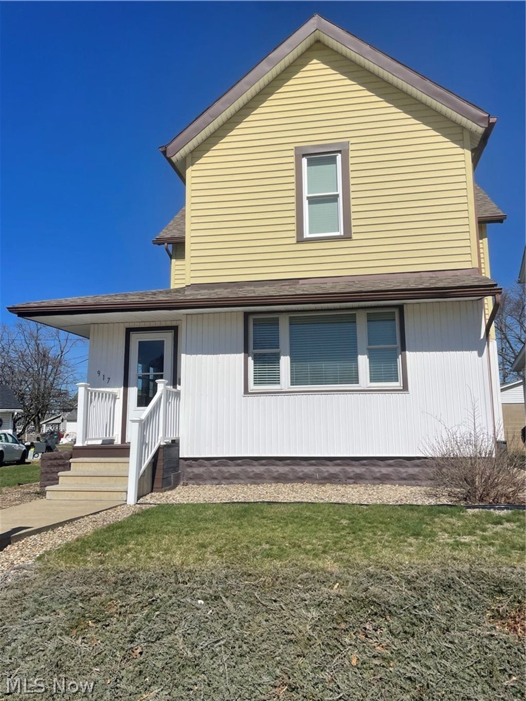 Photo of 917 Herbig Avenue, Coshocton, OH 43812 (MLS # 5191670)