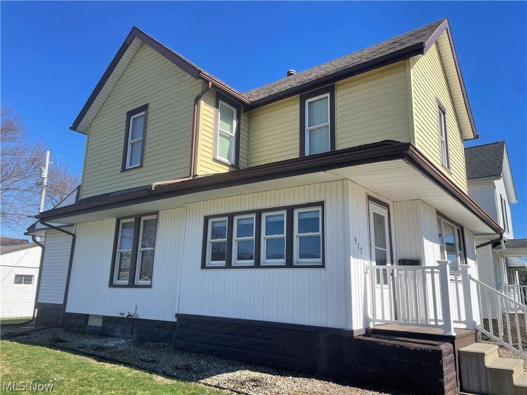 Photo of 917 Herbig Avenue, Coshocton, OH 43812 (MLS # 5191670)