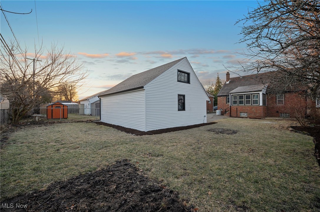 19601 Locherie Avenue, Euclid, Ohio image 33