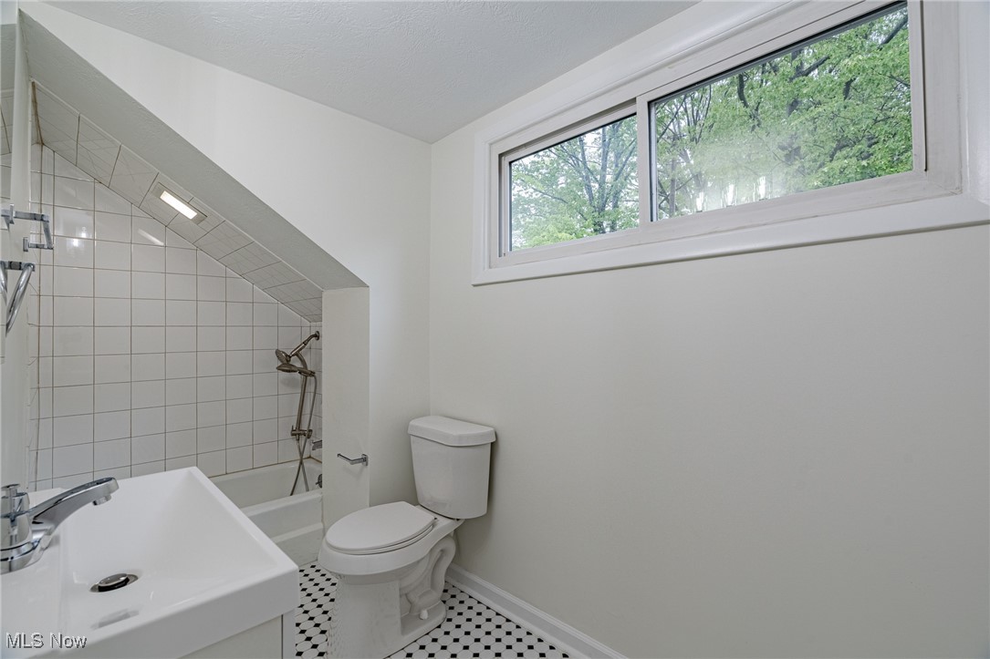 1005 Renfield Road, Cleveland Heights, Ohio image 22