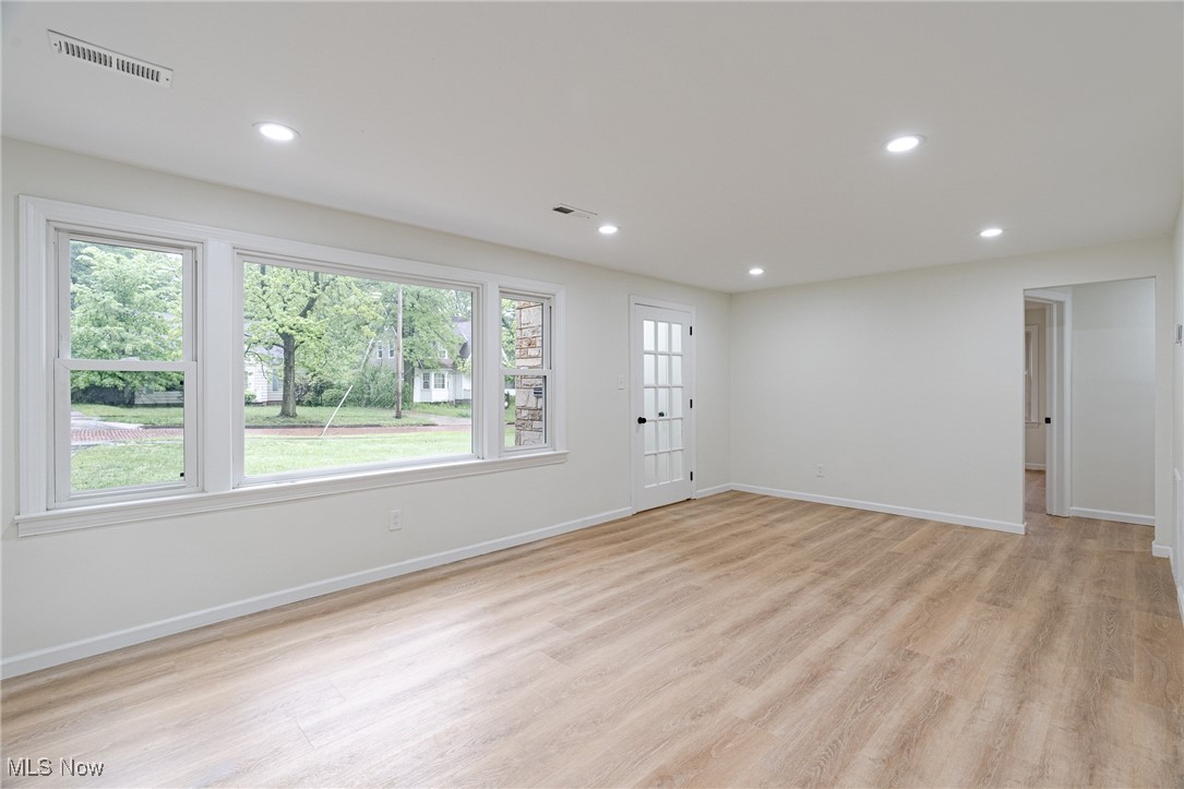 1005 Renfield Road, Cleveland Heights, Ohio image 4