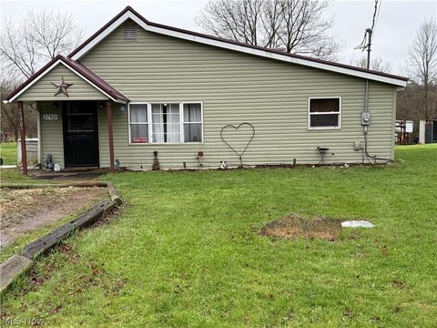 Homes For Sale - 27901 State Route 30<br/> Columbiana County, Kensington, OH 44427
