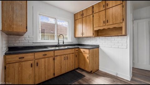 Tiny photo for 954 Pershing Road, Zanesville, OH 43701 (MLS # 5204014)