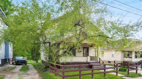Tiny photo for 954 Pershing Road, Zanesville, OH 43701 (MLS # 5204014)