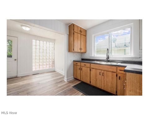 Tiny photo for 954 Pershing Road, Zanesville, OH 43701 (MLS # 5204014)