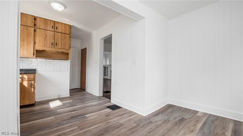 Tiny photo for 954 Pershing Road, Zanesville, OH 43701 (MLS # 5204014)