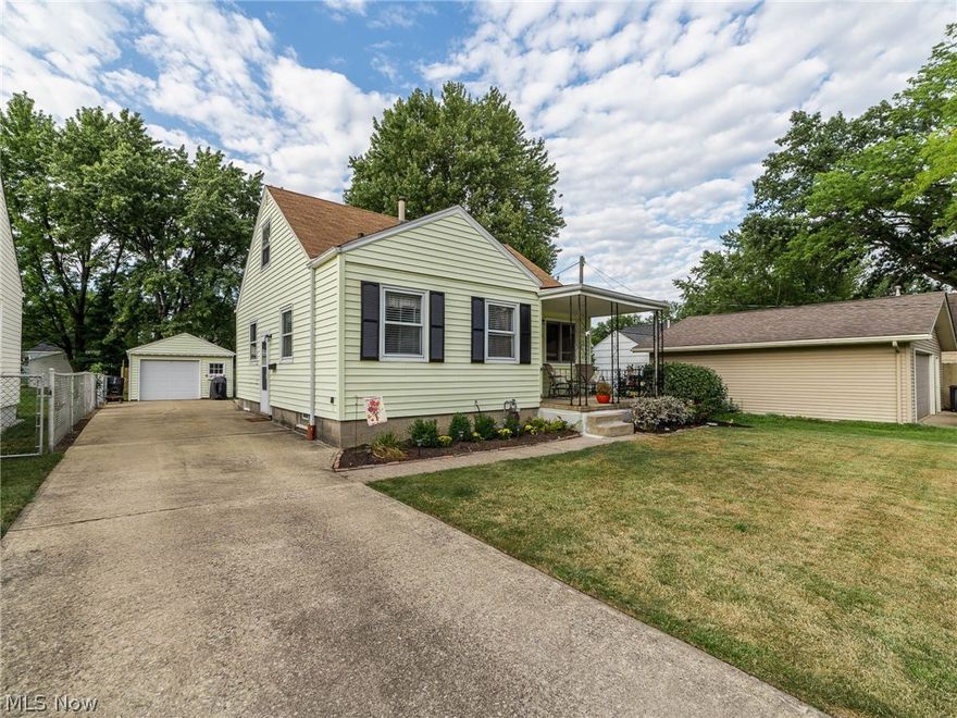 Just move right into this well maintained three bedroom home on the East side of Elyria.  Beautiful hardwood floors through-out the first floor and newer laminate on the second floor. The home offers a additional family-room/living room on the lower level.  Recently updated bathroom. This home shows extremely well and wont last!