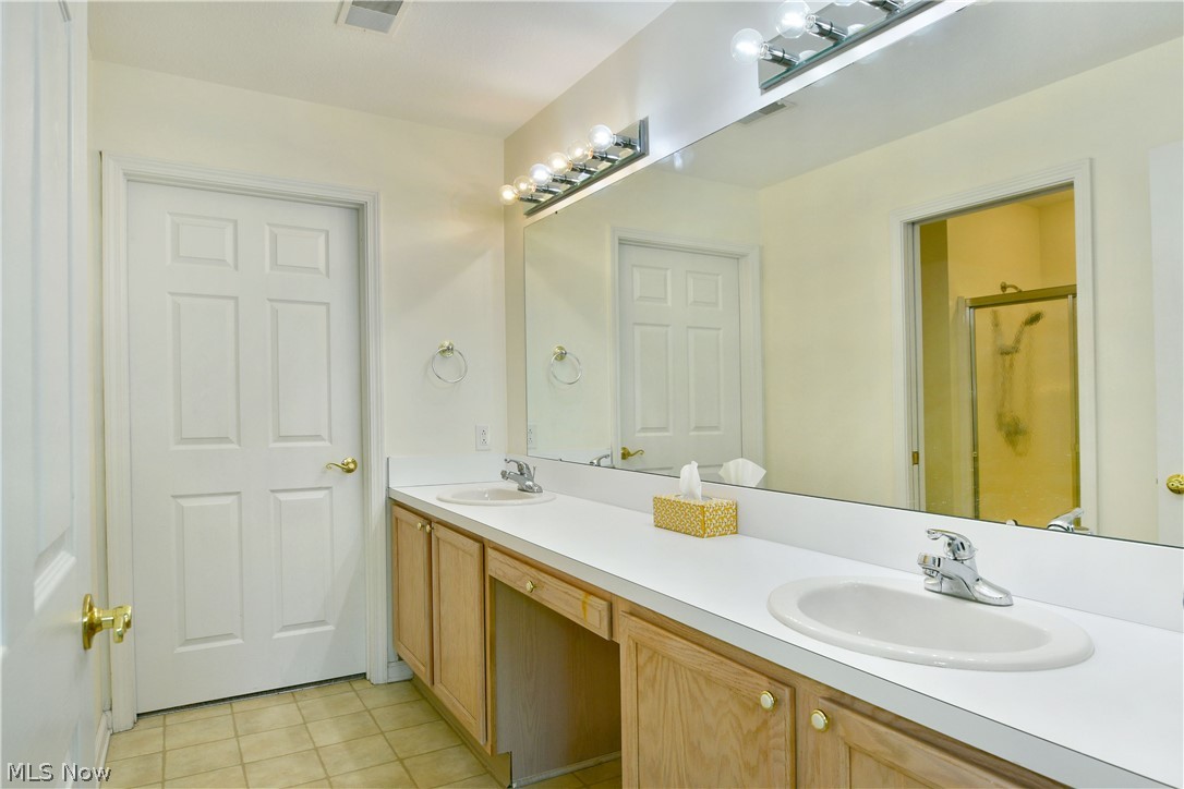 Willowbrook Condo 05 - Residential
