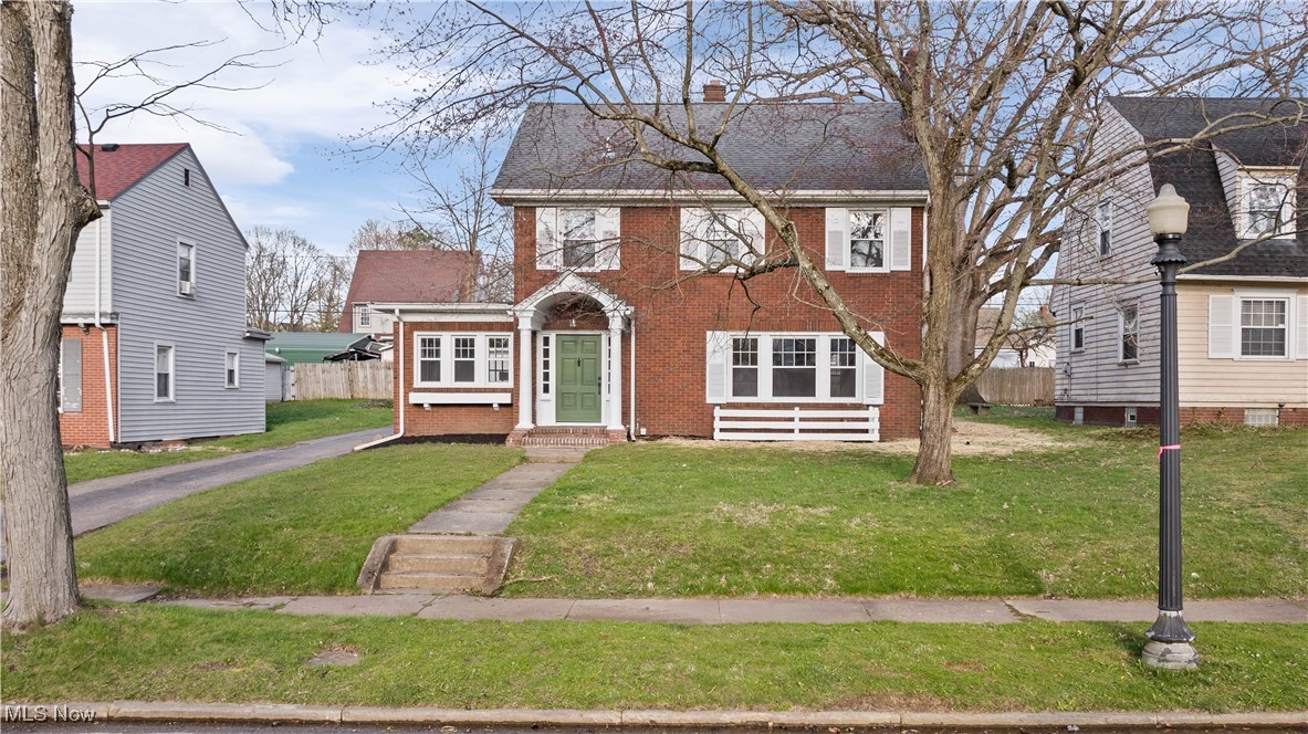 739 Roslyn Avenue, Akron, Ohio image 1