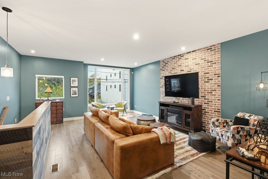 As Shown By/Recorded Plat/Afn - Residential