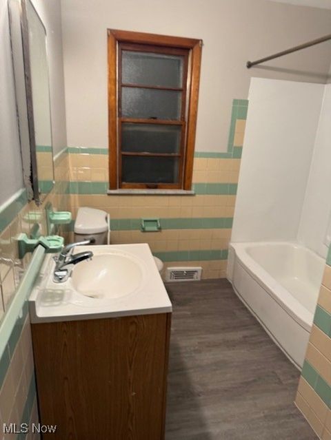 Tiny photo for 3718 Washington Boulevard, University Heights, OH 44118 (MLS # 5178881)