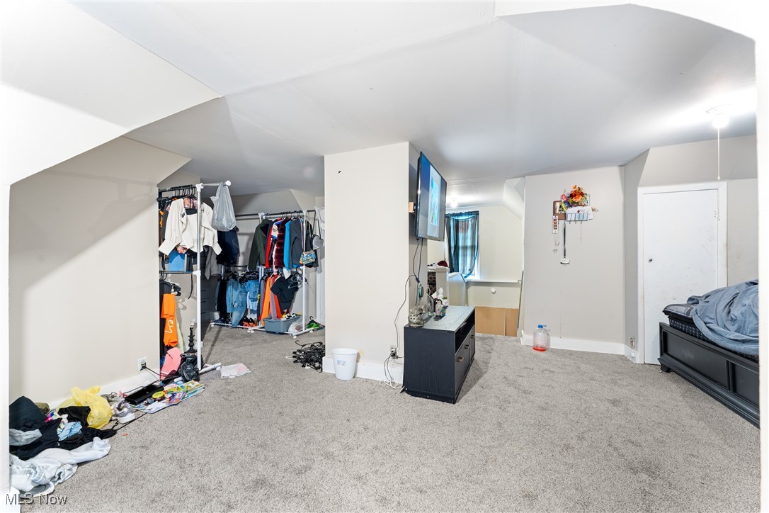 City/Canyon - Residential Income